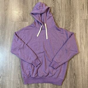 EUC - LIGHTWEIGHT WOMENS PURPLE HOODIE